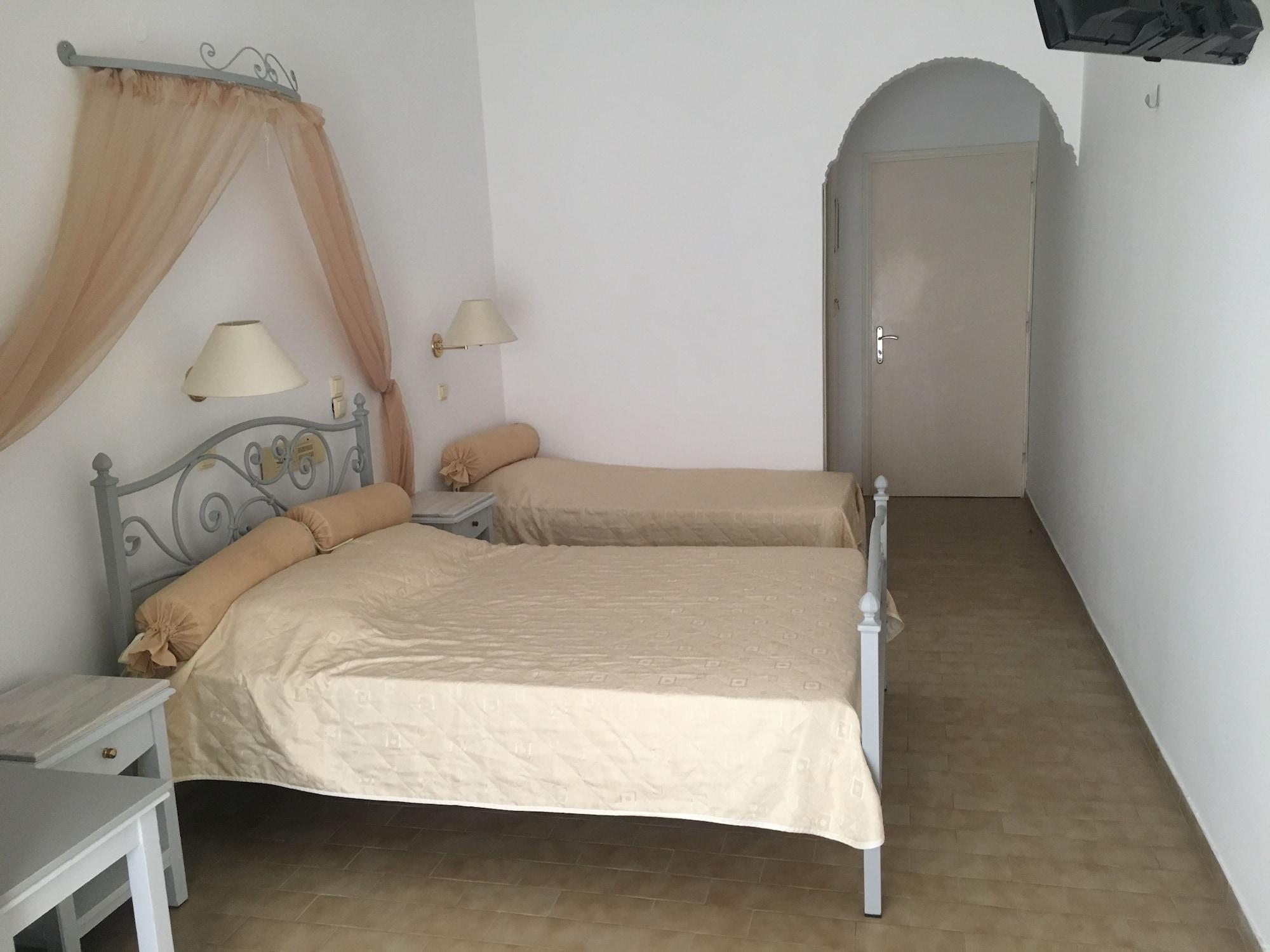 Hotel Avra Kamári Eksteriør bilde