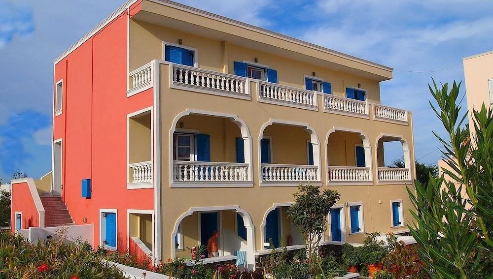 Hotel Avra Kamári Eksteriør bilde